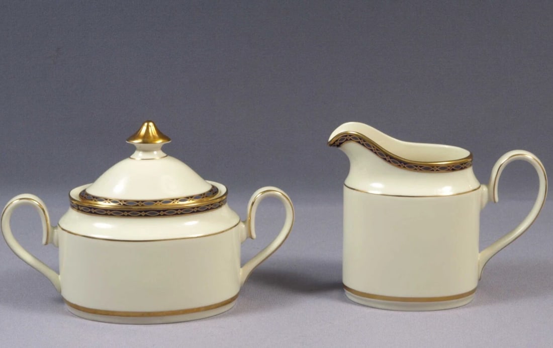 MINTON ST JAMES Creamer Milk Jug Covered Sugar Bowl SET Gold Cobalt England (1 of 4)