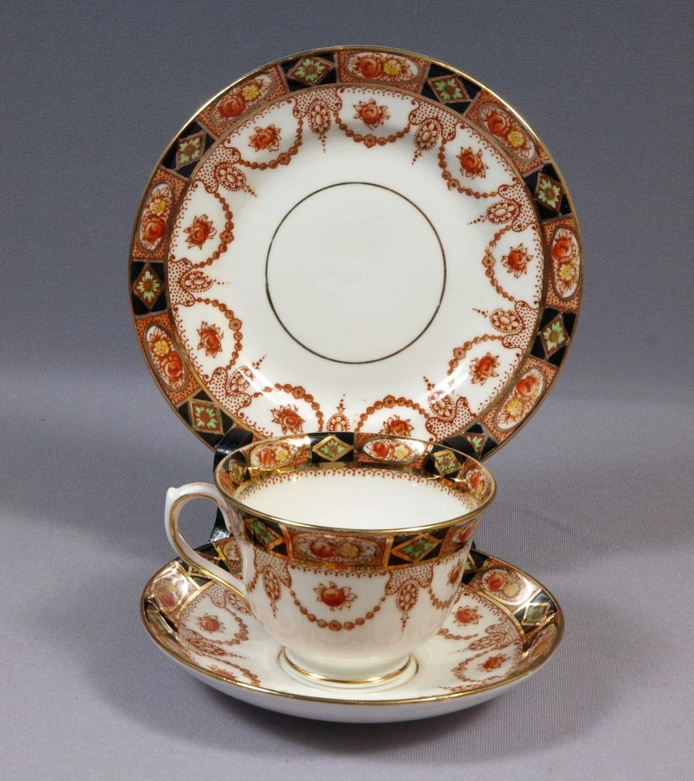 Royal Albert Crown China Devon Imari Green Coffee Tea Cup Saucer Dessert Trio (1 of 9)