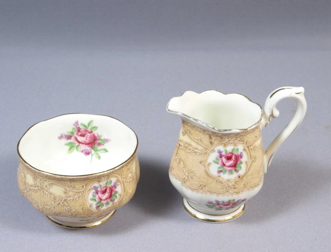 Royal Albert Crown China Devonshire Lace Creamer and Open Sugar Bowl England (1 of 4)