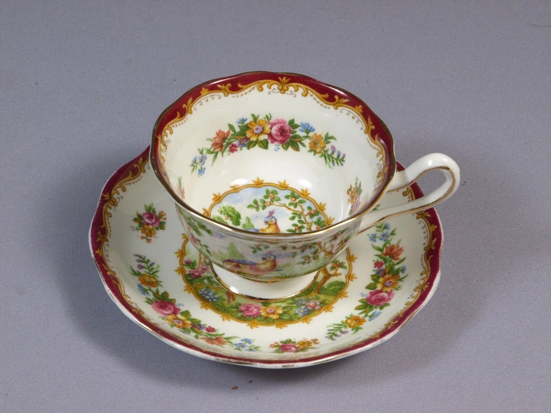 Royal Albert Chelsea Bird Coffee Tea Cup Saucer Set Vintage England (1 of 5)