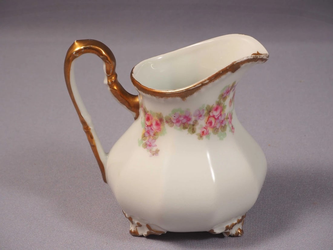 BRIDAL WREATH Rose Limoges France Bawo Dotter Elite Milk Jug Cream Creamer Pot (1 of 5)