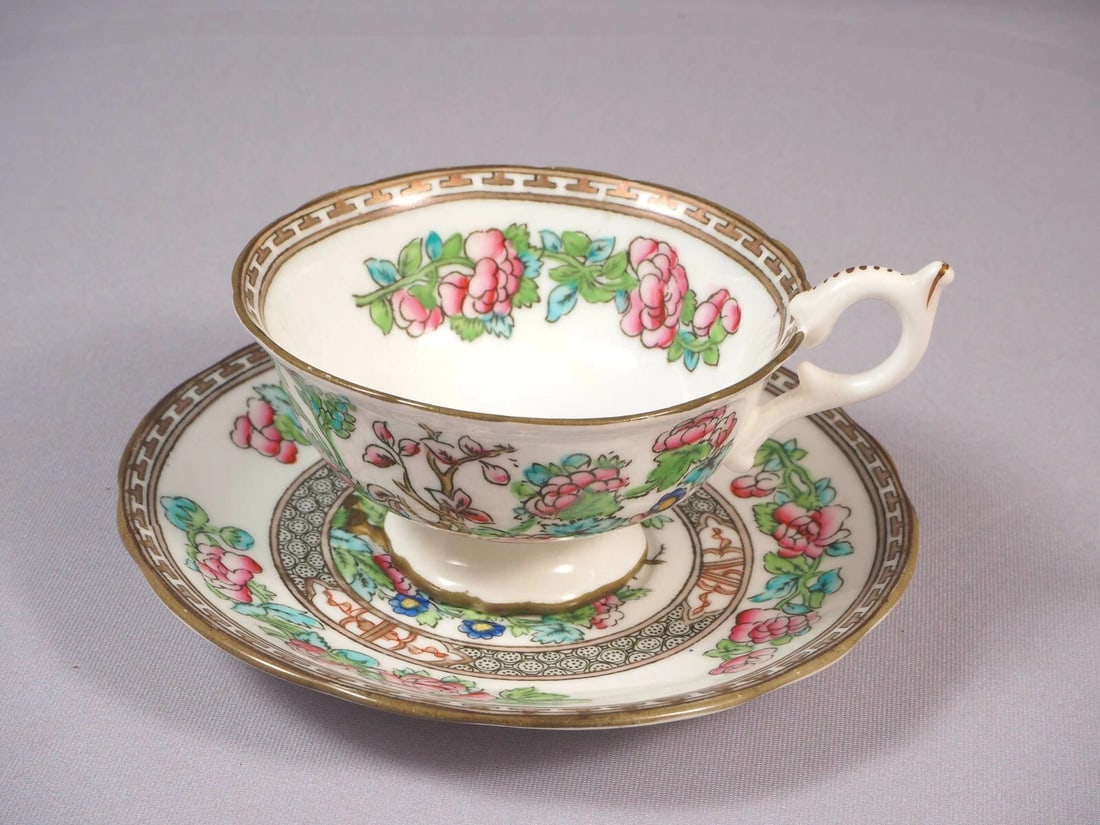 Coalport Indian Tree Scalloped Coffee Tea CUP Saucer England Multi color Large (1 of 8)