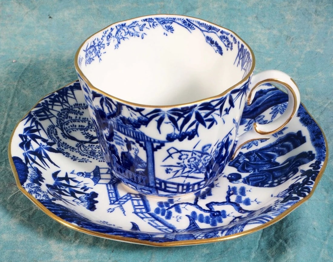Royal Crown Derby Blue Mikado Coffee Tea Cup Saucer Blue White Vintage (1 of 5)