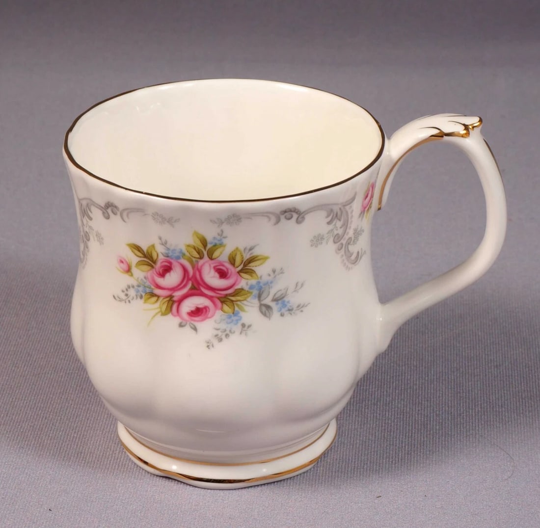 Royal Albert Tranquillity COFFEE TEA MUG Pink Roses England Gold (1 of 4)