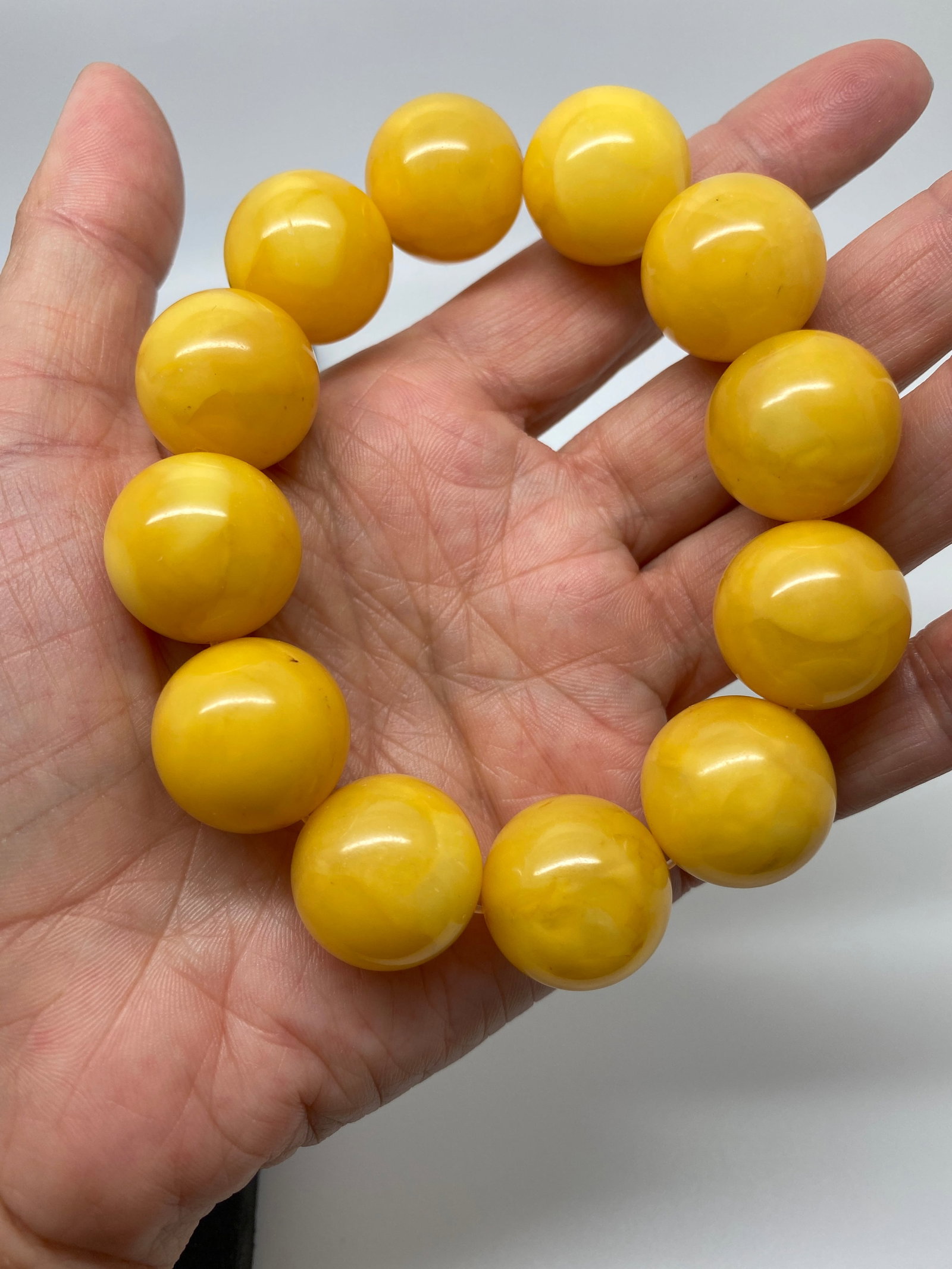 Astonishing Amber Bracelet made from Round Amber beads - 6