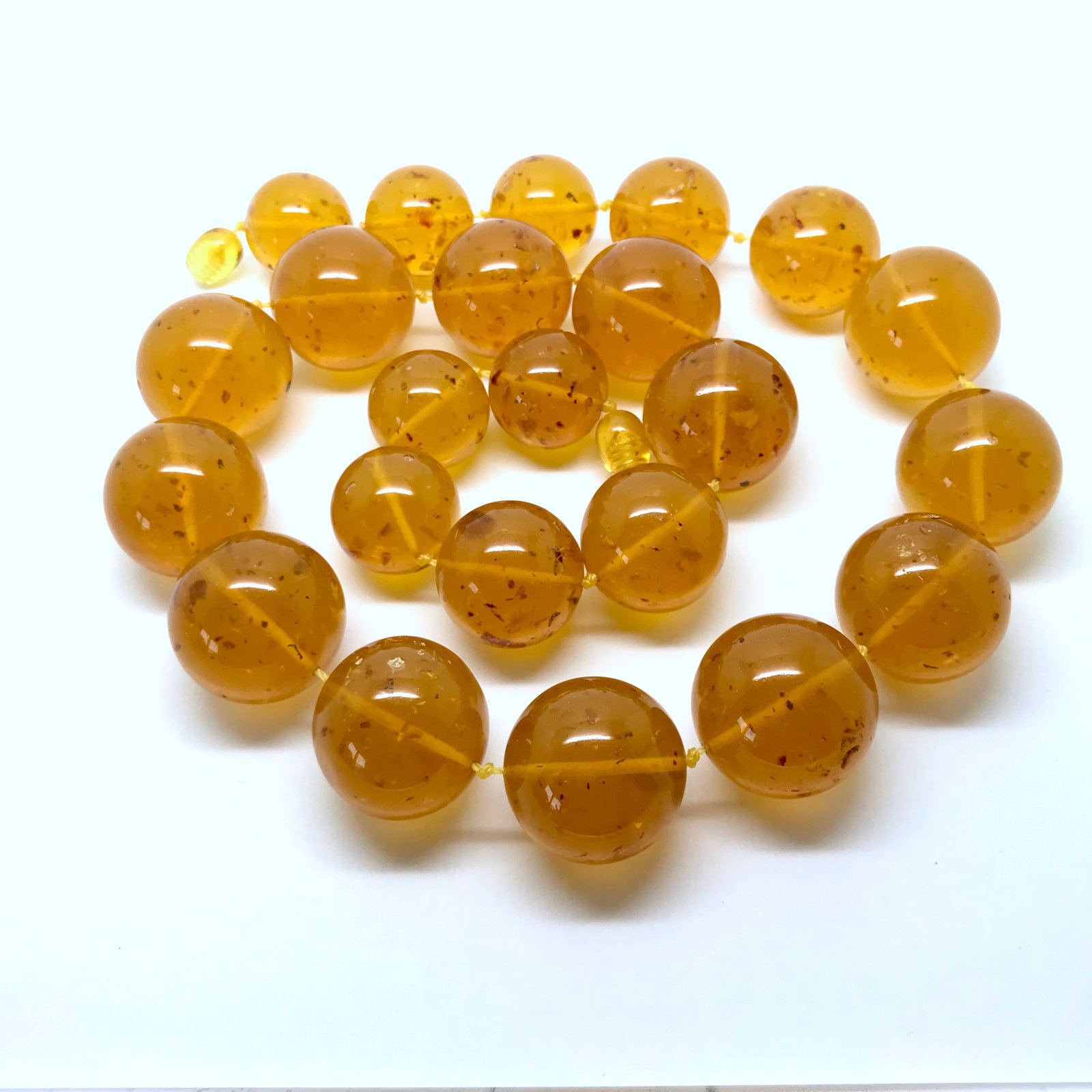 Outstanding Unique Vintage Amber resin Necklace made from Round Amber resin beads - 6