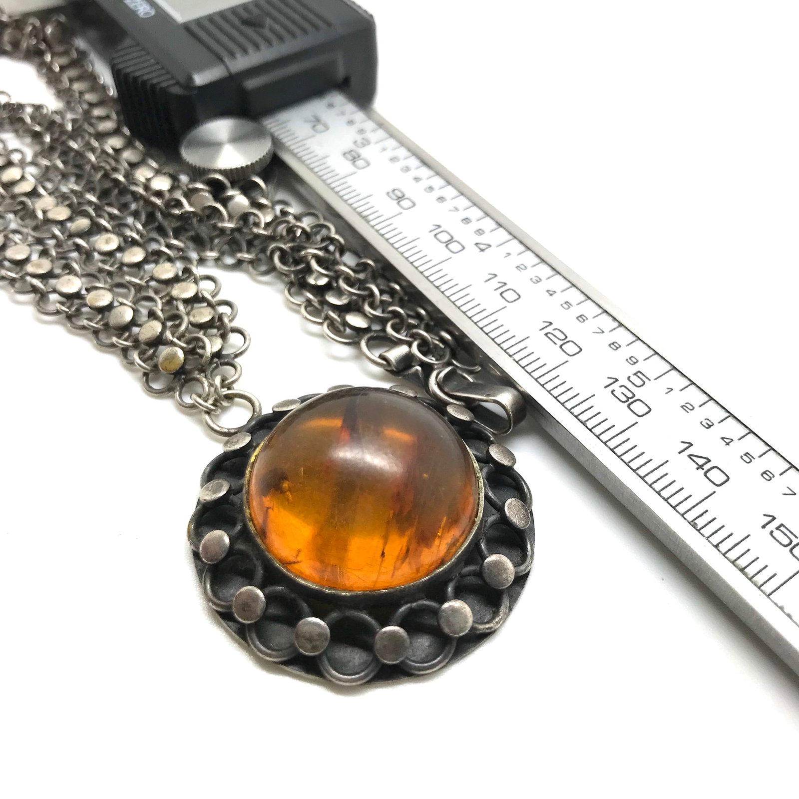 Stunning Amber Pendant shaped like a Ball - 2