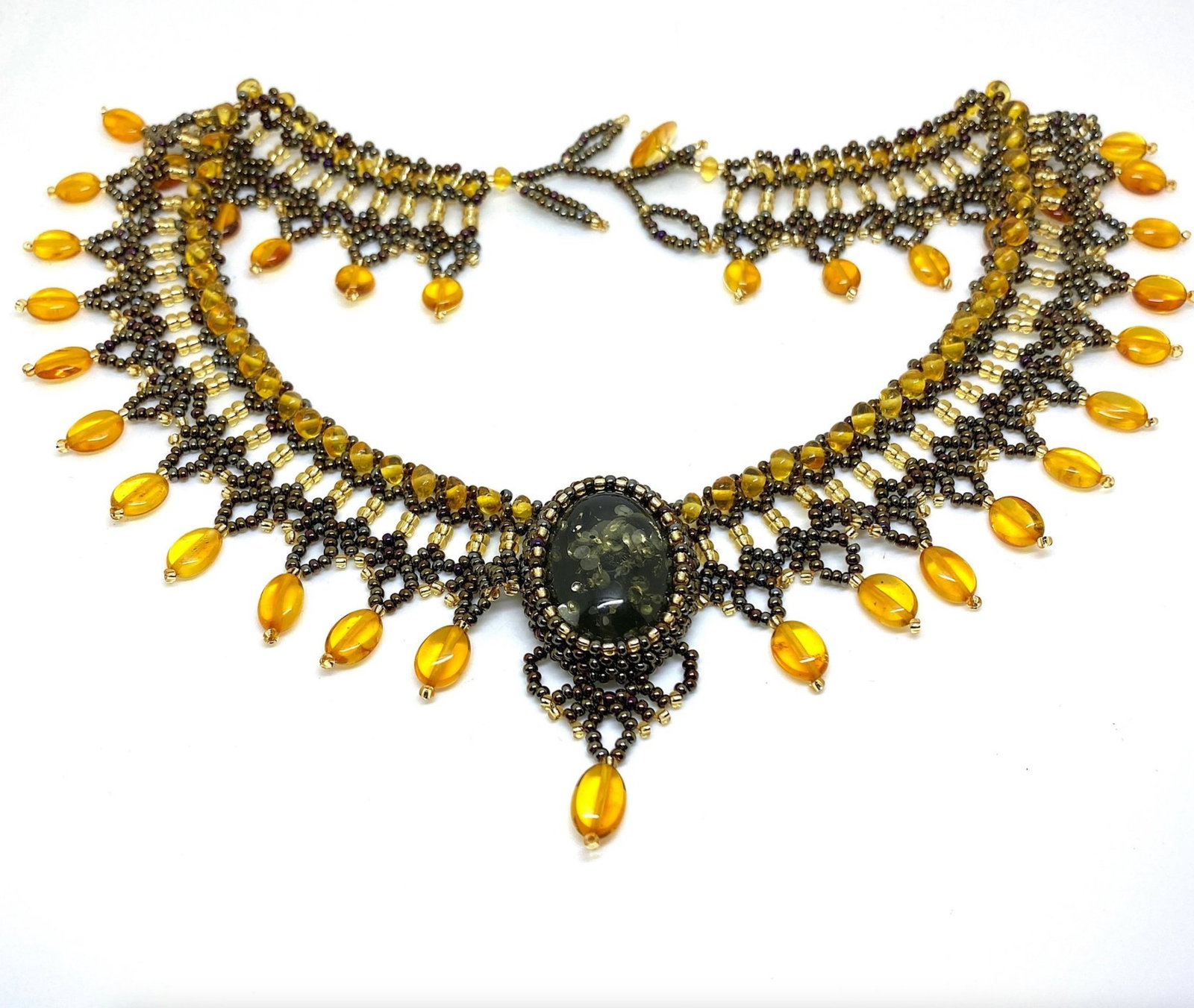 Impressive Vintage Amber Floral Necklace made from leaf like bead ornaments - 4