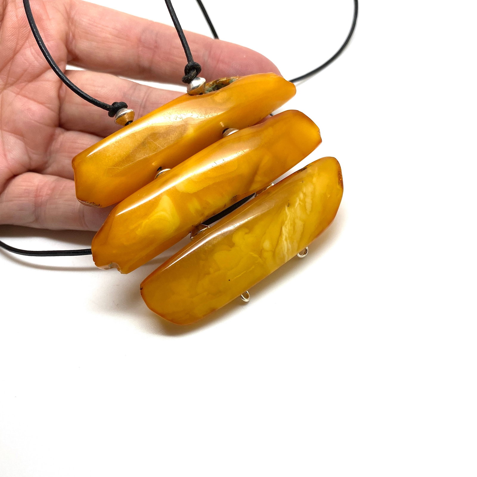 Marvellous Amber Pendant - 5