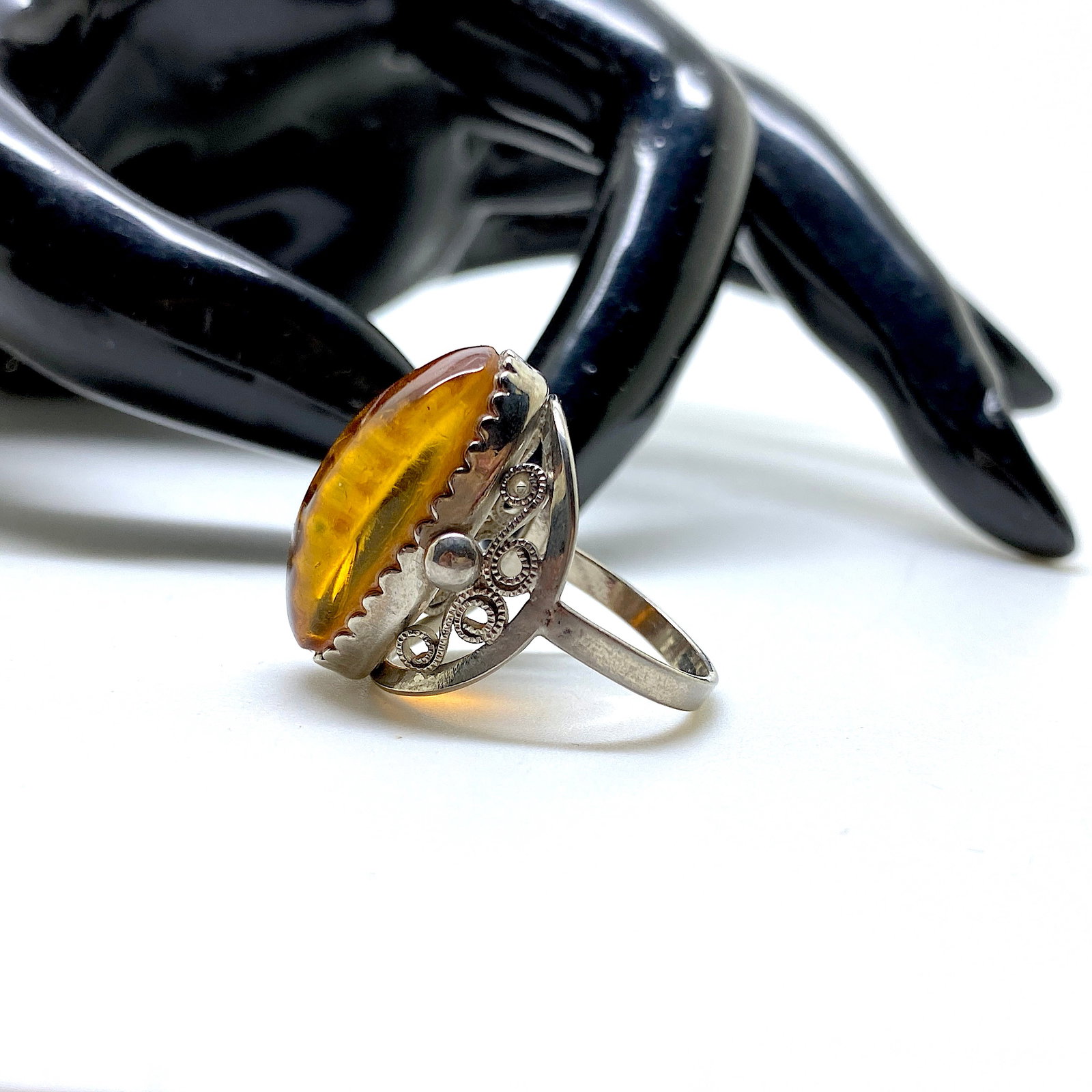 Unique and Impressive Amber Ring - 5
