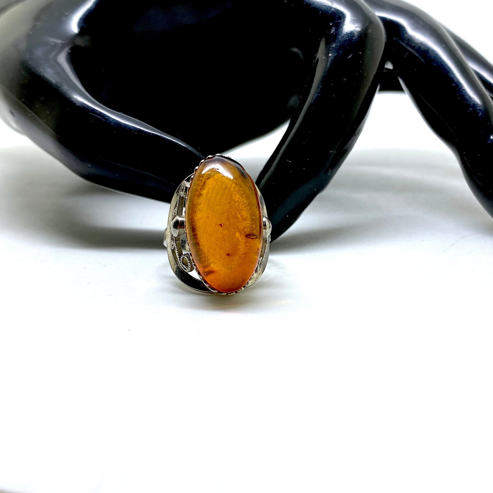 Unique and Impressive Amber Ring - 6