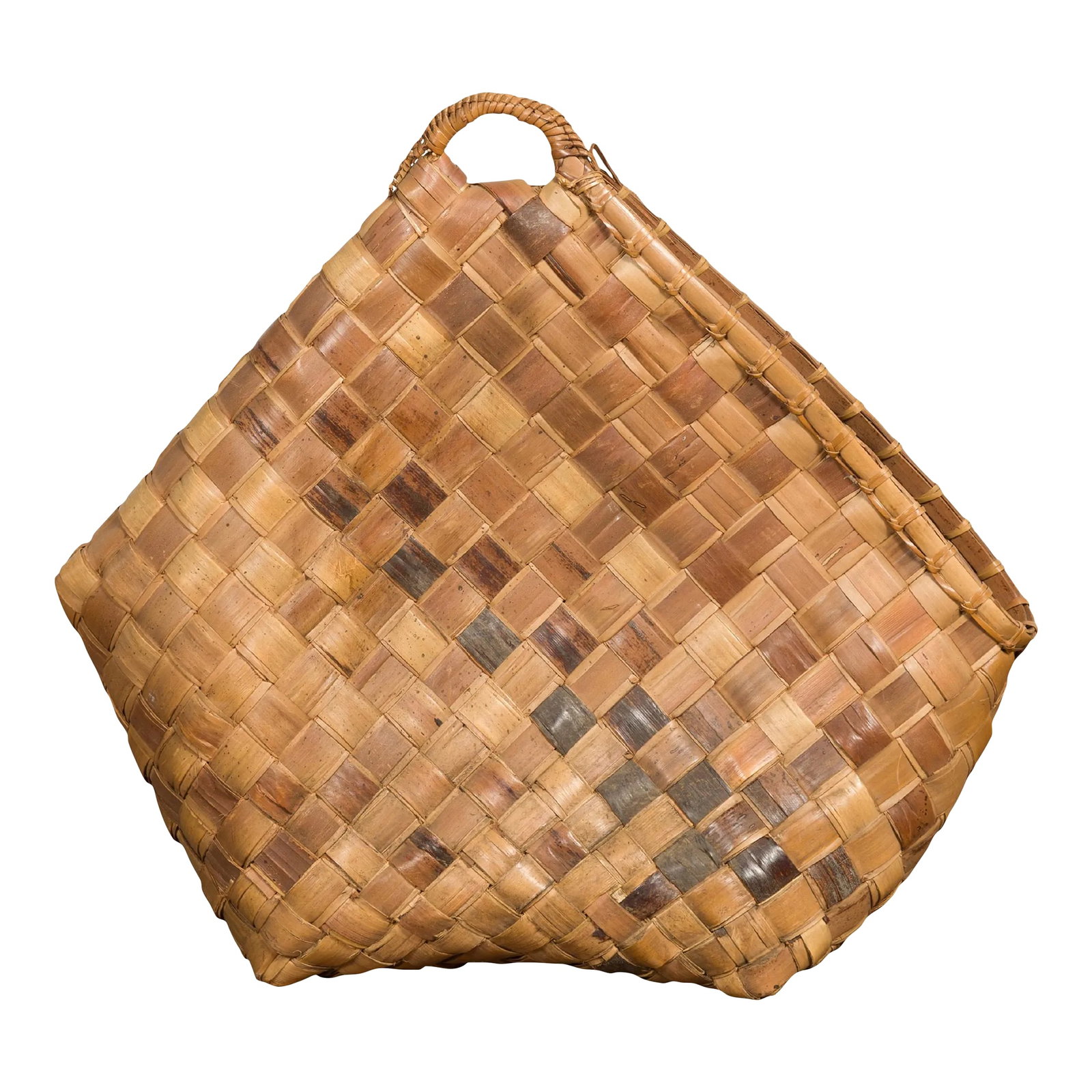 Antique Rustic Hand Woven Karagumoy Filipino Two Toned Grain Basket: A hand woven karagumoy Filipino basket from the 19th century, with checkered two-toned structure, side opening and rustic character. Created in the Philippines during the 19th century, this