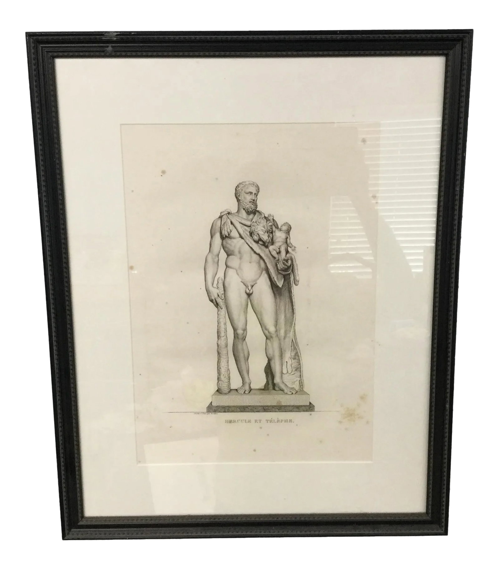 19th Century French Framed Engraving, Hercule Et Telephe by Pierre Bouillon: By French painter and printmaker Pierre Bouillon. Plate from Musée des antiques, dessiné et gravé par P. Bouillon, avec des notices explicatives par J. B. de Saint-Victor, 3 volumes,