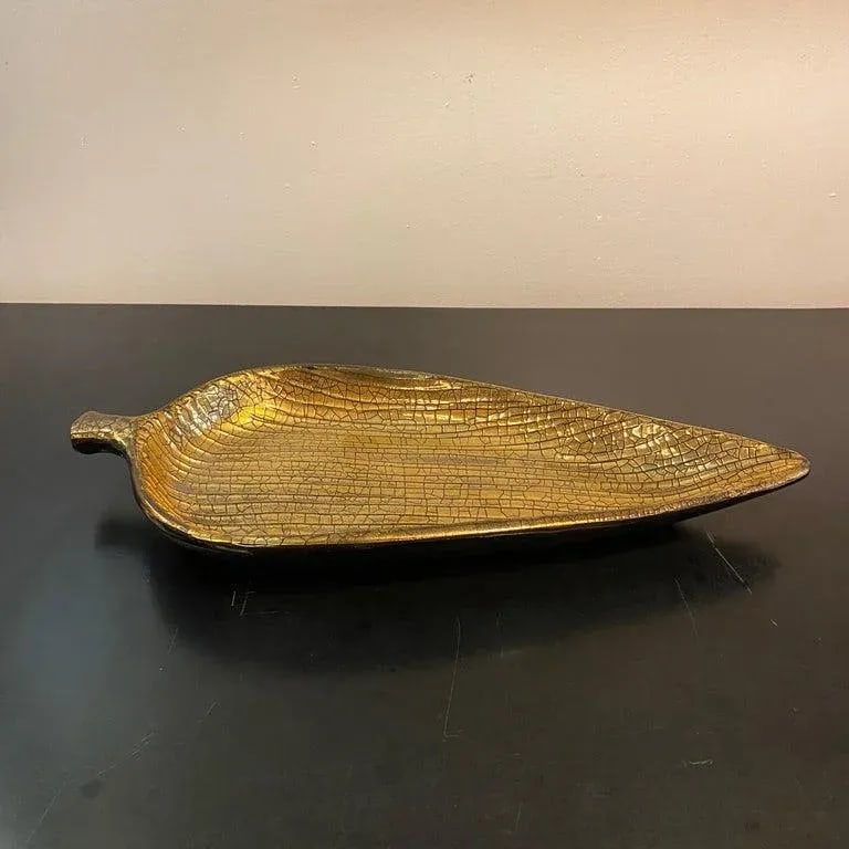 Mid-Century Modern Italian Gilt Art Pottery Leaf Tray - 4