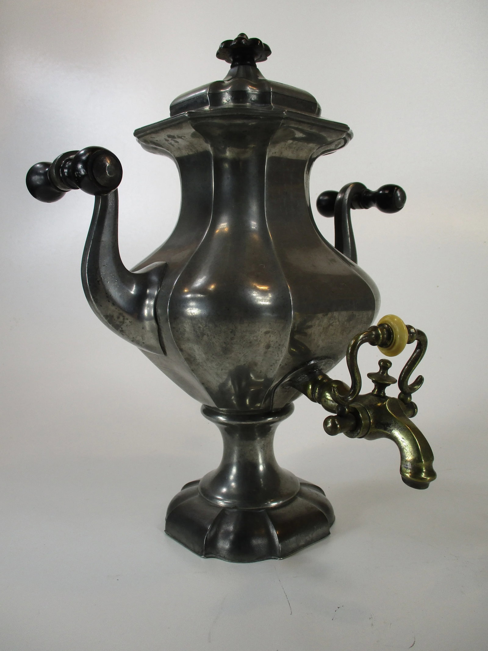 Antique Samovar, Tea Urn, Pewter / Brass English 19th Century James Dixon & Sons, Circa 1843 - 2
