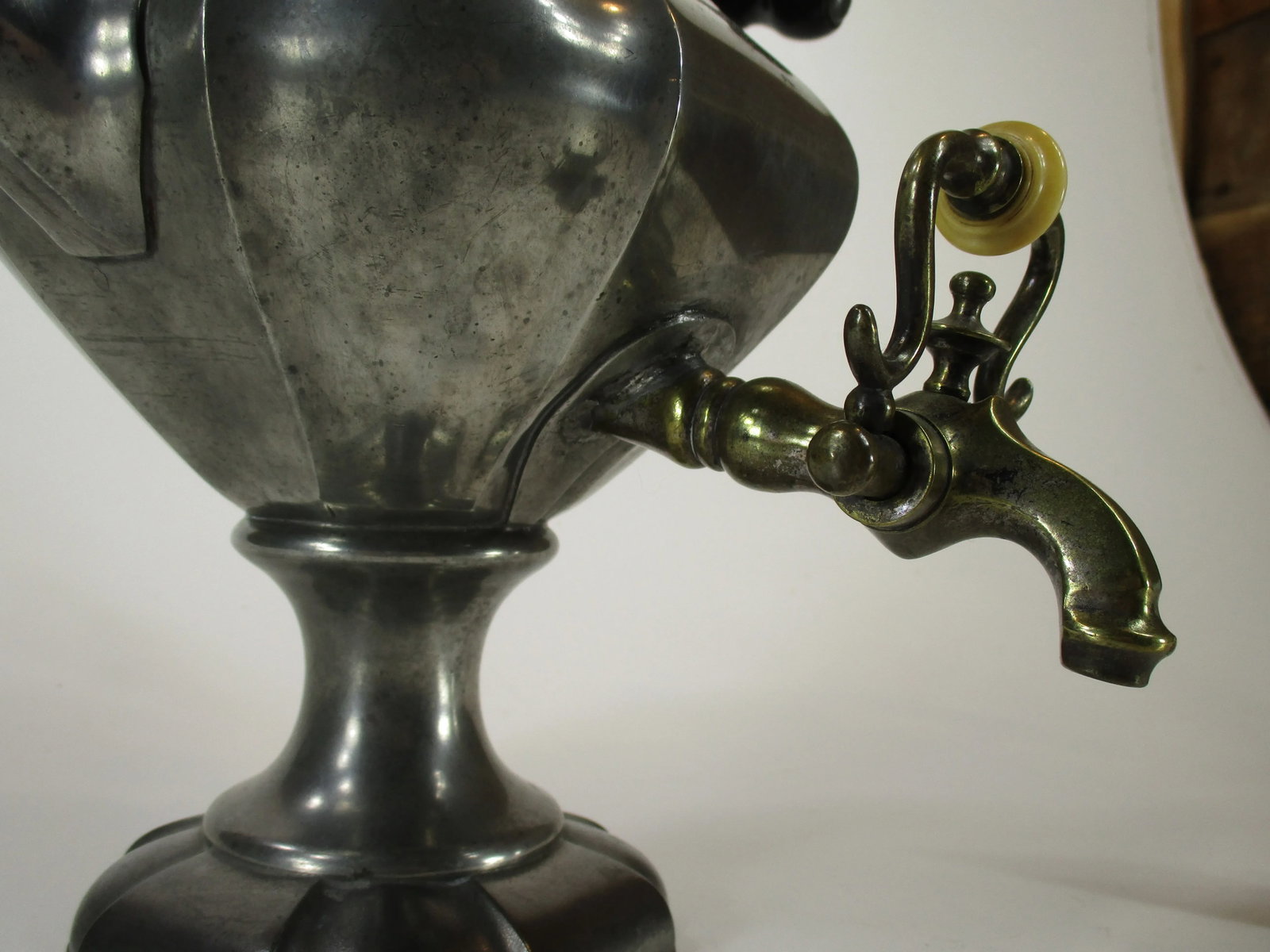 Antique Samovar, Tea Urn, Pewter / Brass English 19th Century James Dixon & Sons, Circa 1843 - 7