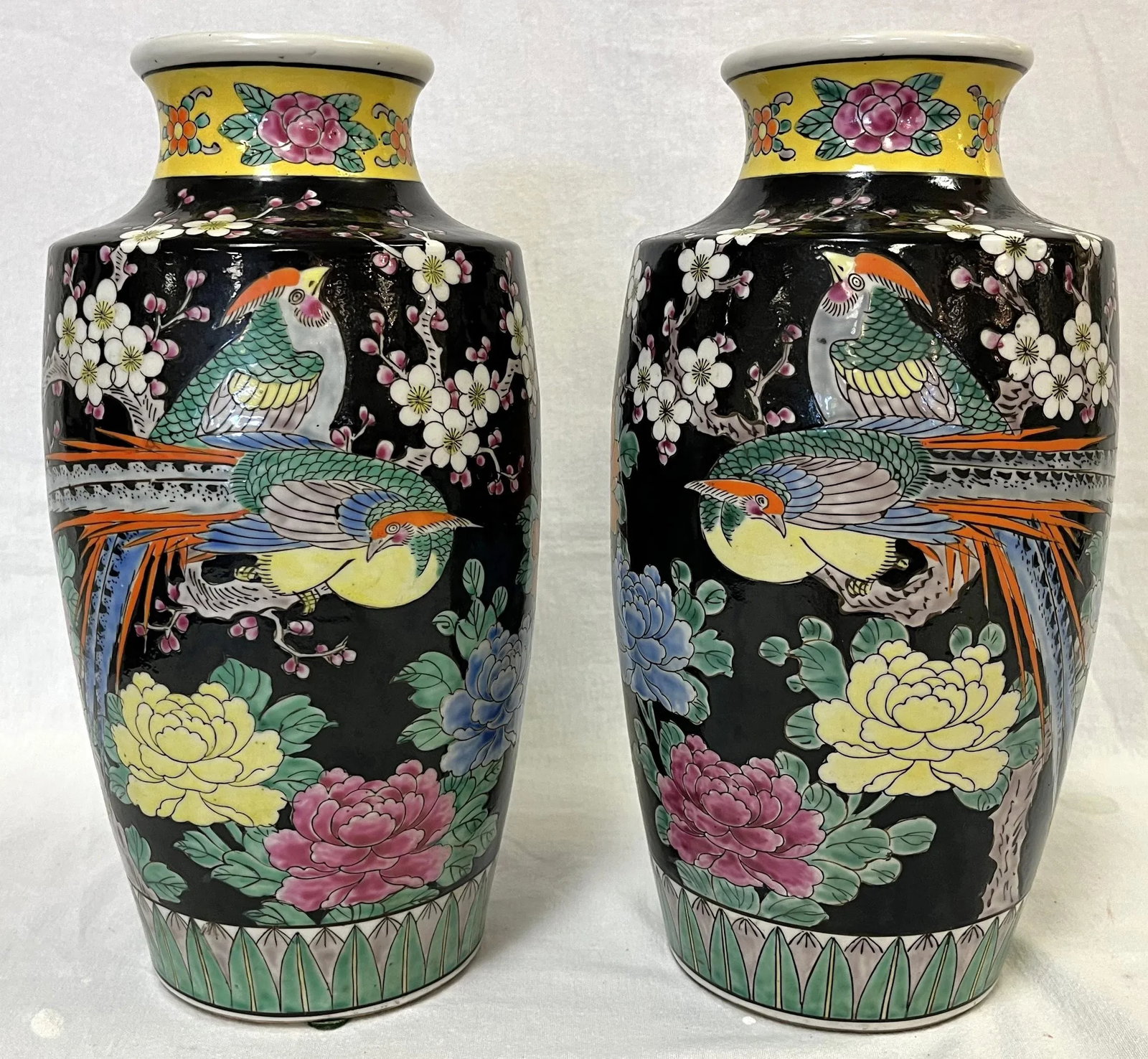 Mid Century Chinoiserie Birds With Peonies Hand Painted Porcelain Vases- a Pair - 10