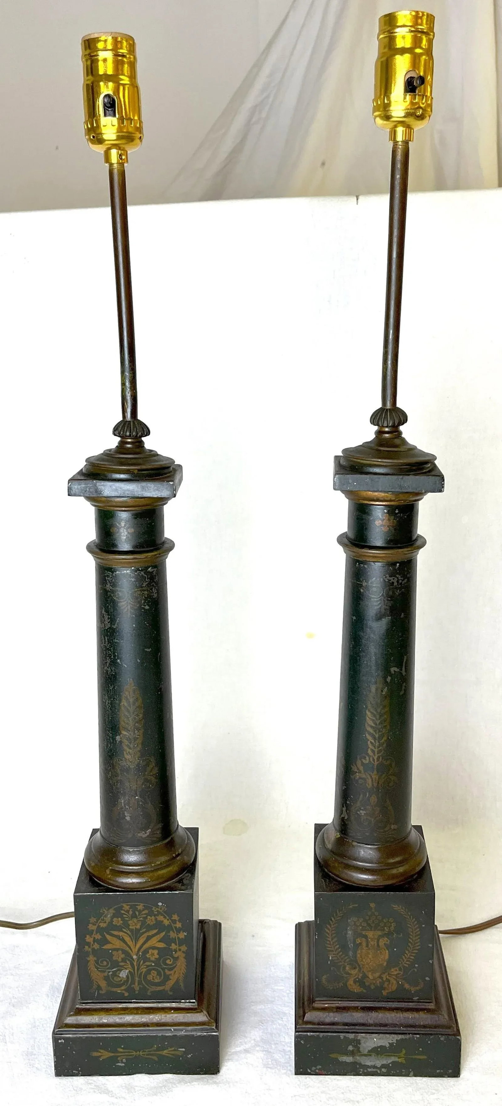 Early 20th Century French Neoclassical Toleware Column Lamps- a Pair - 12