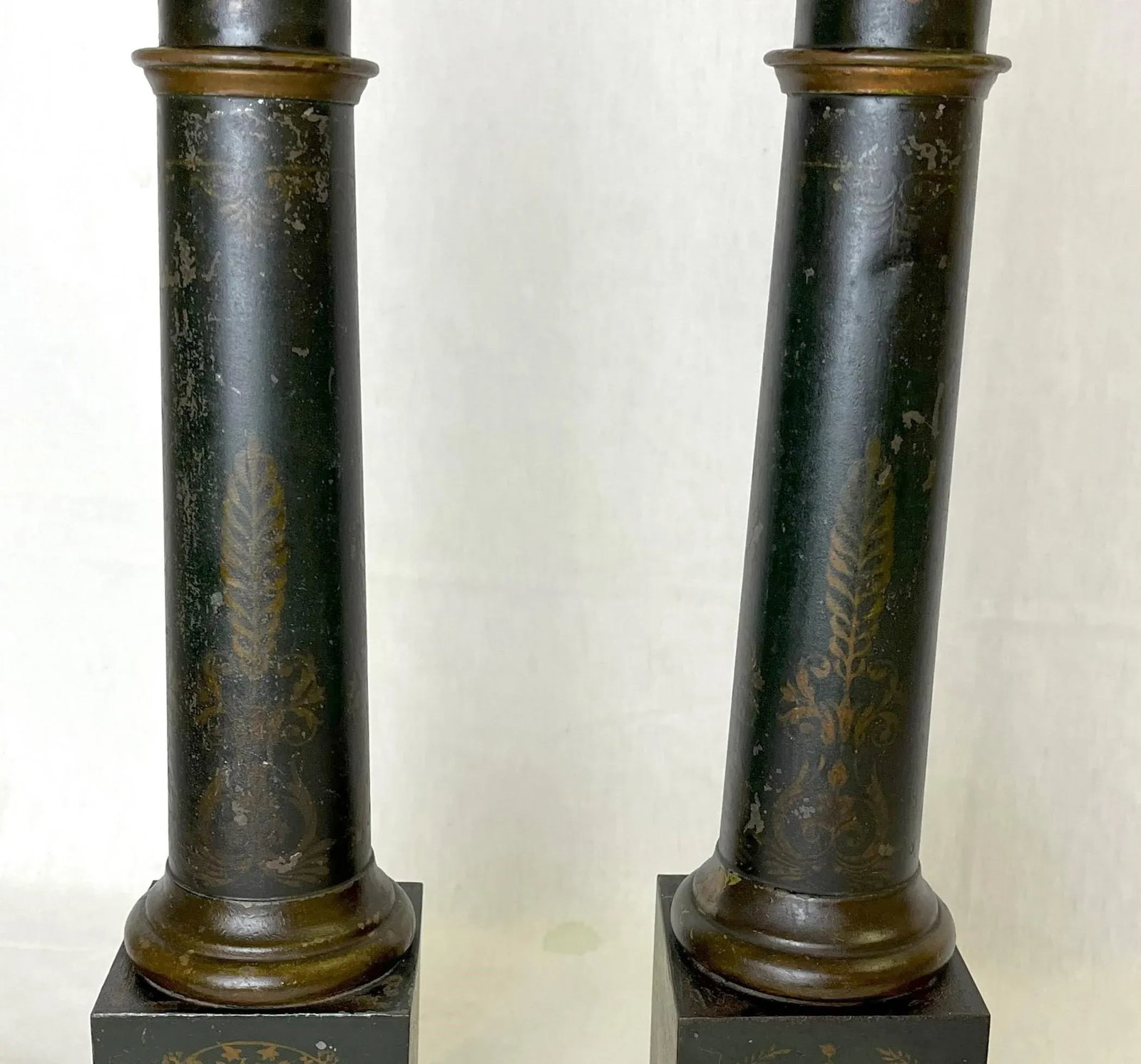 Early 20th Century French Neoclassical Toleware Column Lamps- a Pair - 3