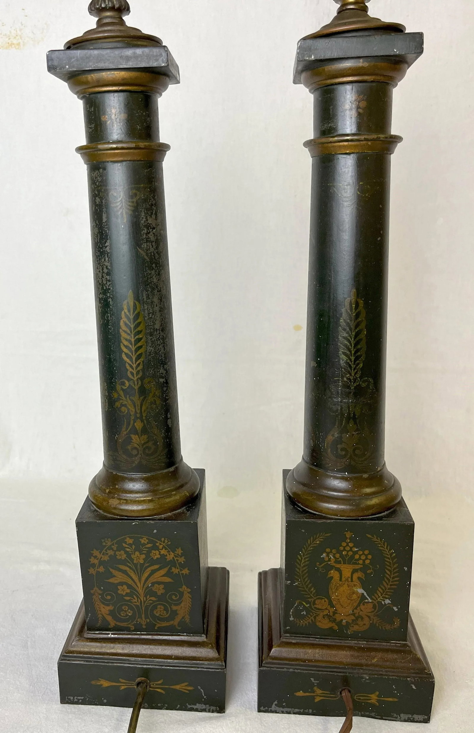 Early 20th Century French Neoclassical Toleware Column Lamps- a Pair - 8