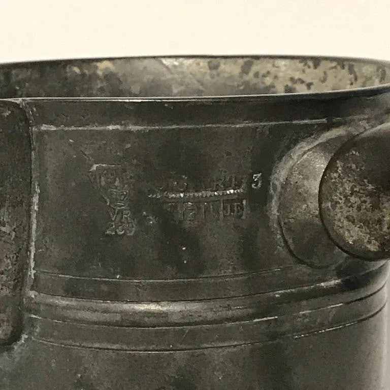 Early 18th Century Georgian Pewter Measure From the Hope Inn, by Edward J Wilderness Row - 7