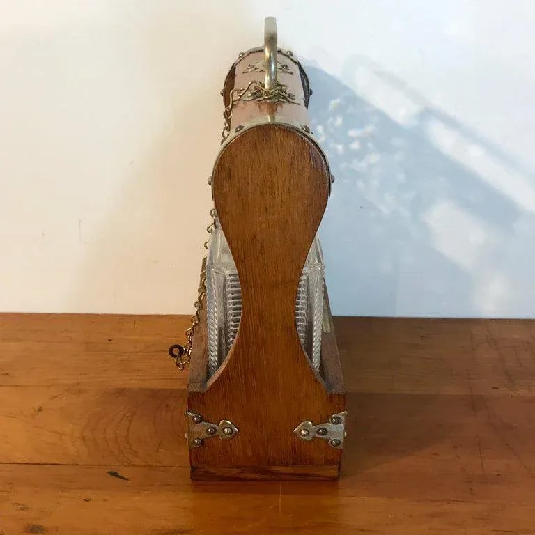 Mid 19th Century Mappin Bros. Small Tauntless With Cut Glass Decanters - 4