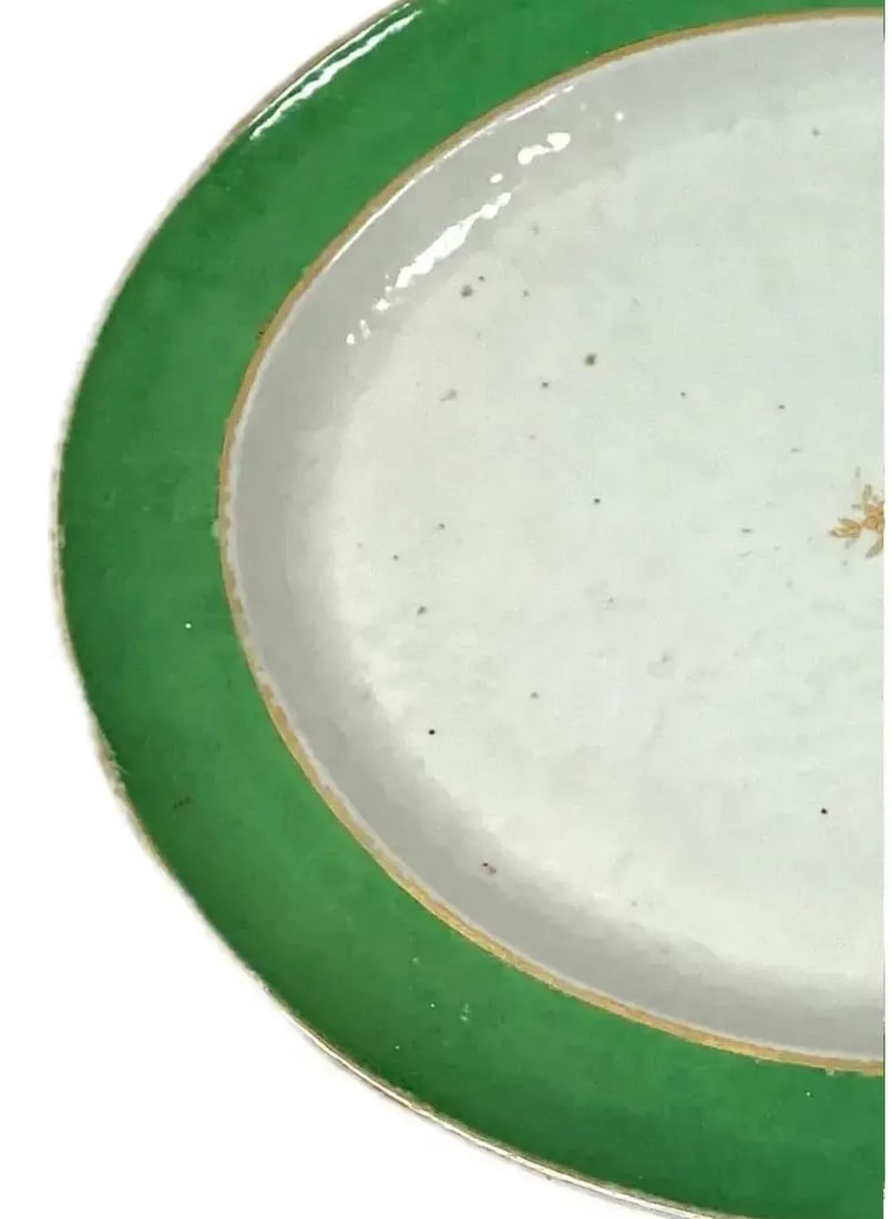 18th Century Chinese Export Platter With Gold Accent Floral Center - 2
