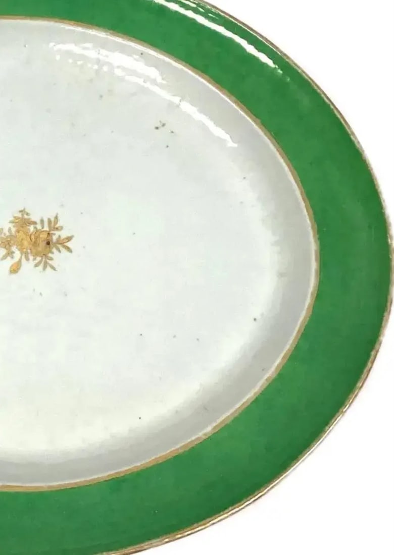 18th Century Chinese Export Platter With Gold Accent Floral Center - 3