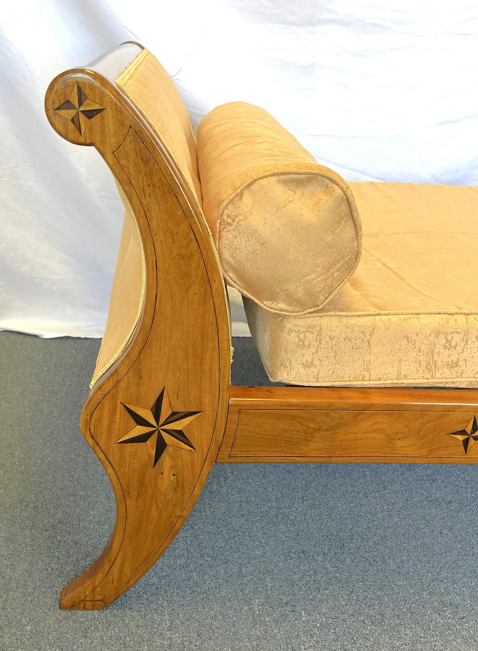 Vintage Neoclassical Continental Daybed With Inlaid Parquetry Stars and Moire Upholstery - 5