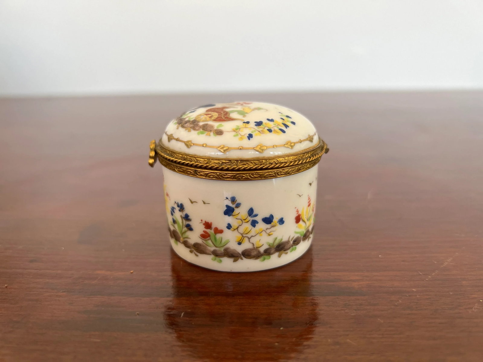 Tiffany Le Tallec Cirque Chinois Porcelain Box - 3