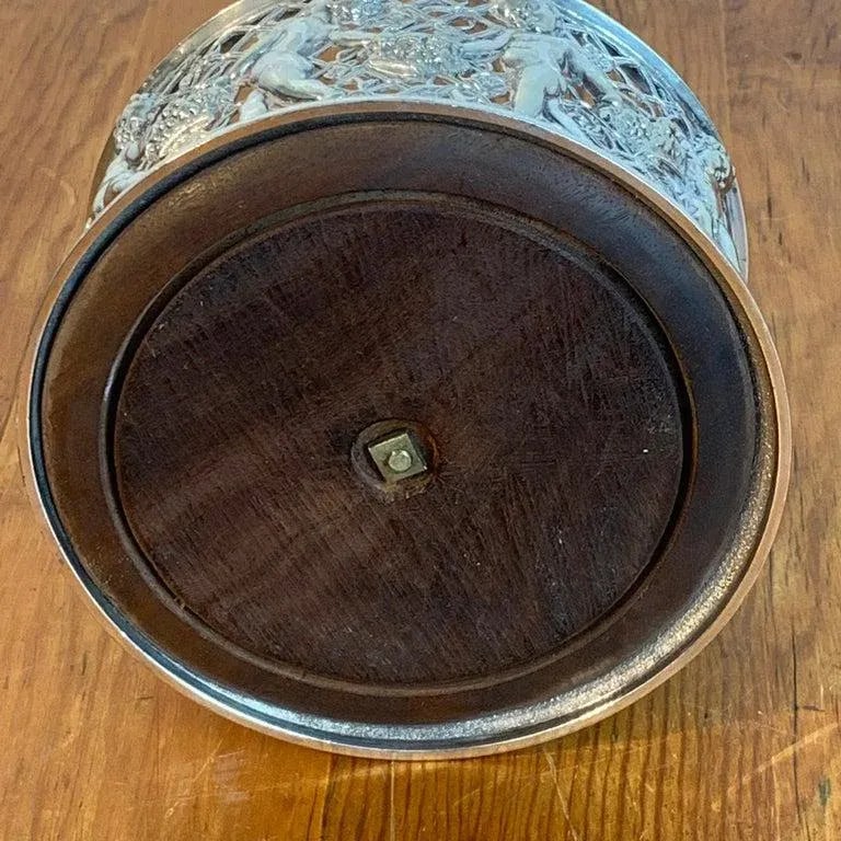 Late 19th Century English Silver Plated Putti Motif Large Wine Coaster, Elkington - 2
