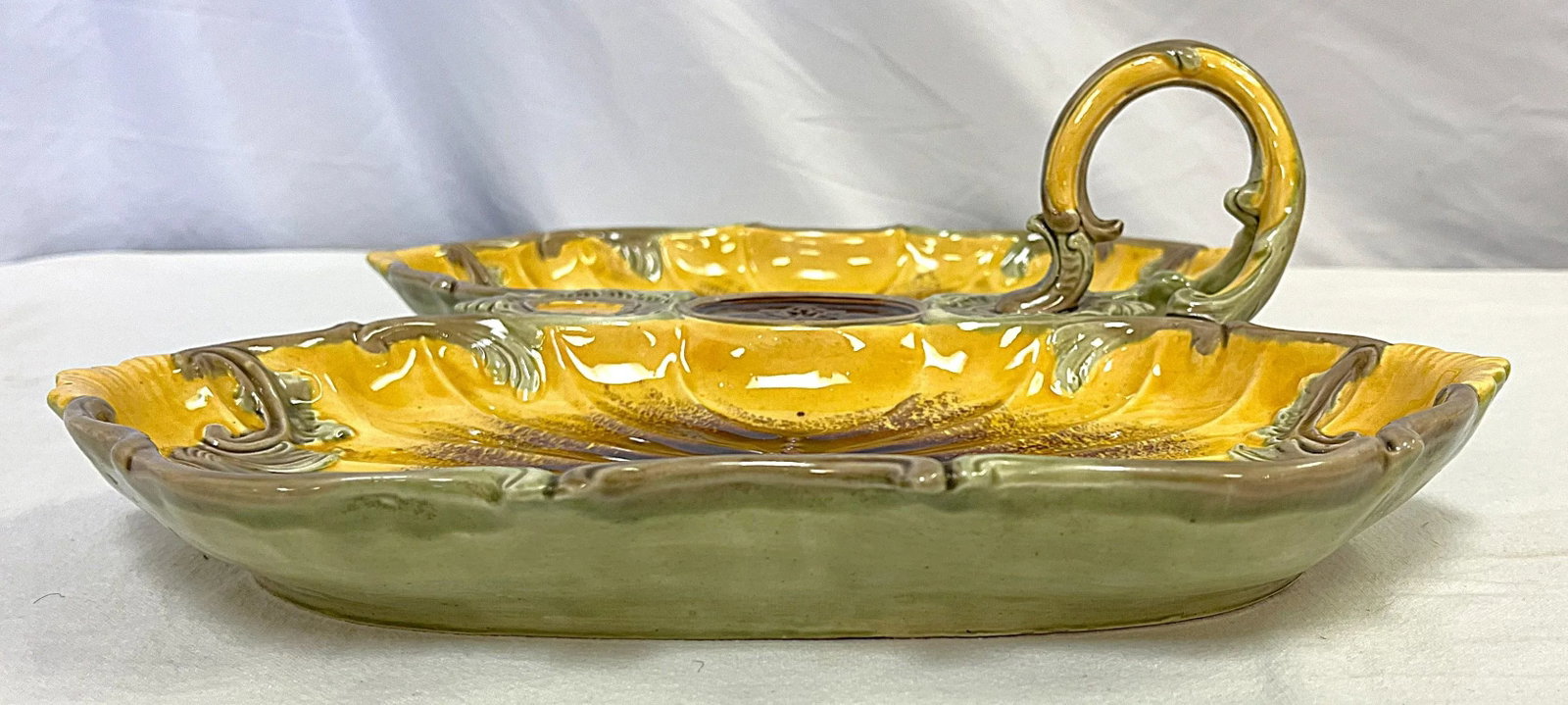 Vintage English Majolica Separated Serving Dish With Handle - 6