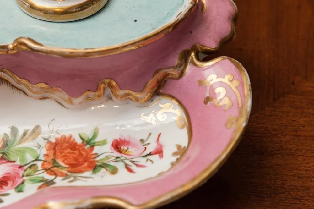 19th Century French Porcelain Inkstand With Ink Pot and Sander - 3