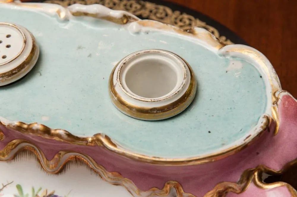 19th Century French Porcelain Inkstand With Ink Pot and Sander - 4