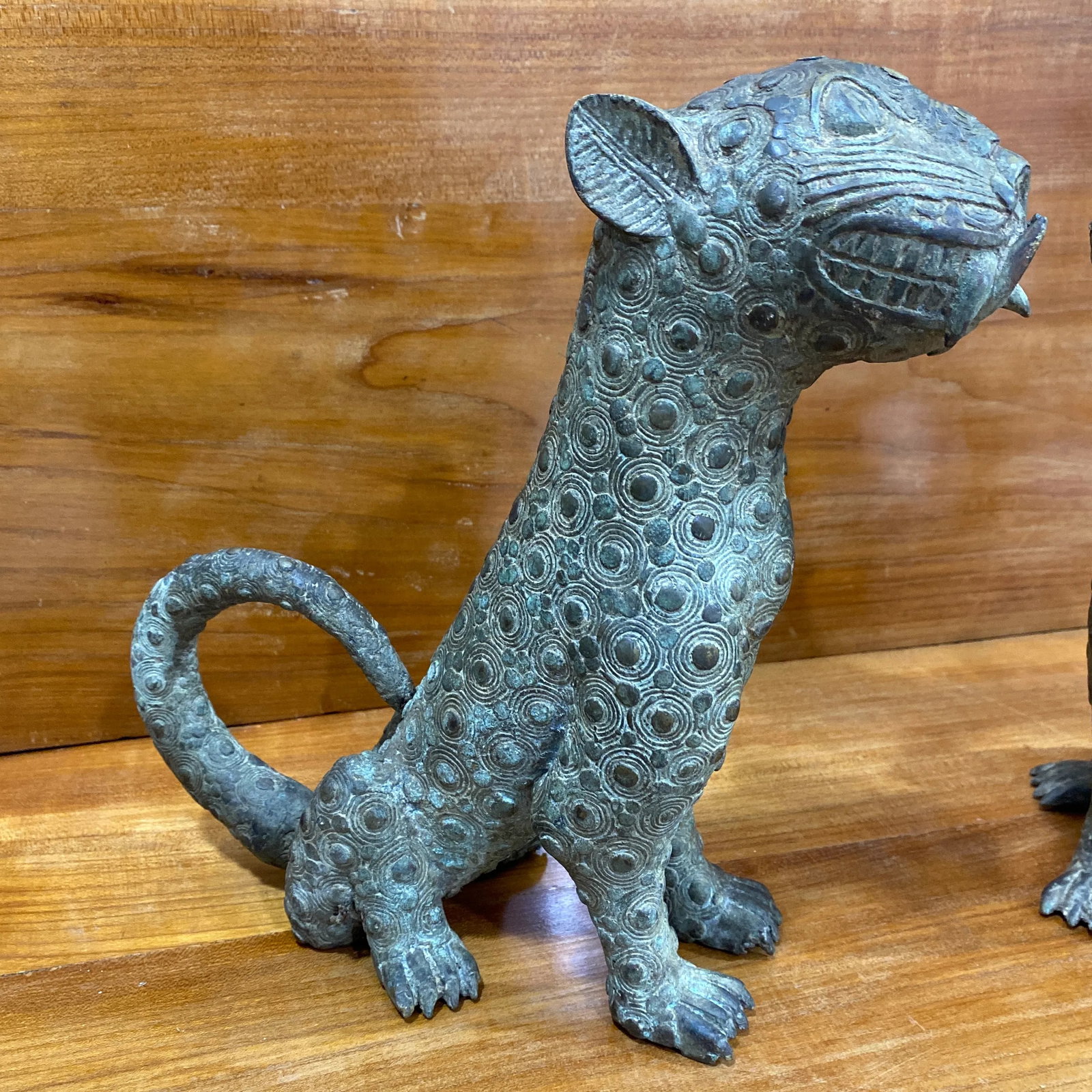 Mid 19th Century Old Benin Leopard Bronze Nigeria African ~ a Pair - 4
