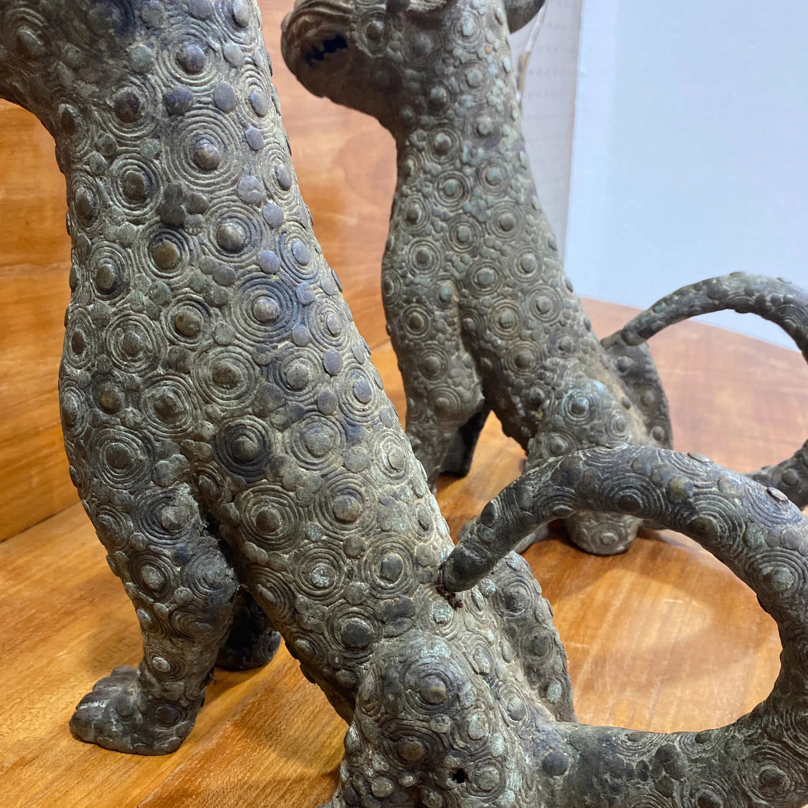 Mid 19th Century Old Benin Leopard Bronze Nigeria African ~ a Pair - 8