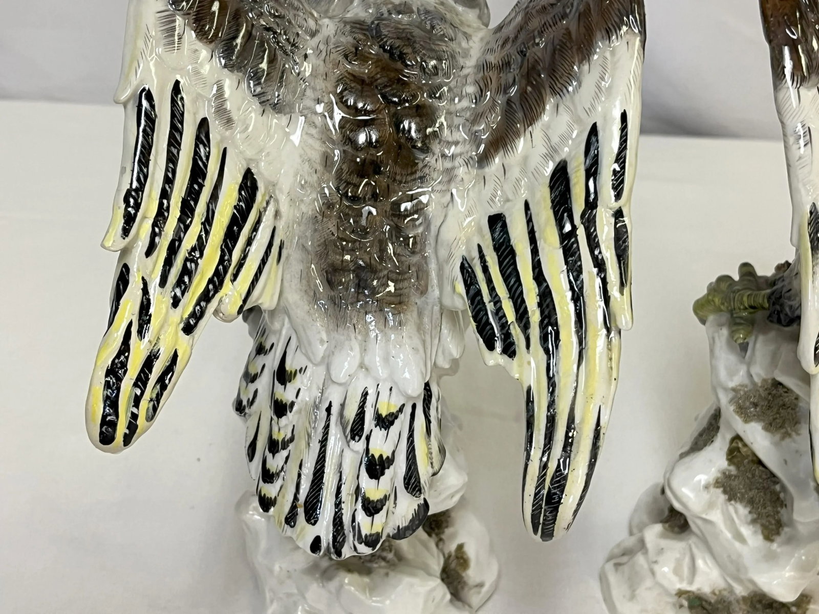 19th Century Chelsea Porcelain Coordinating Vulture Figures- a Pair - 10