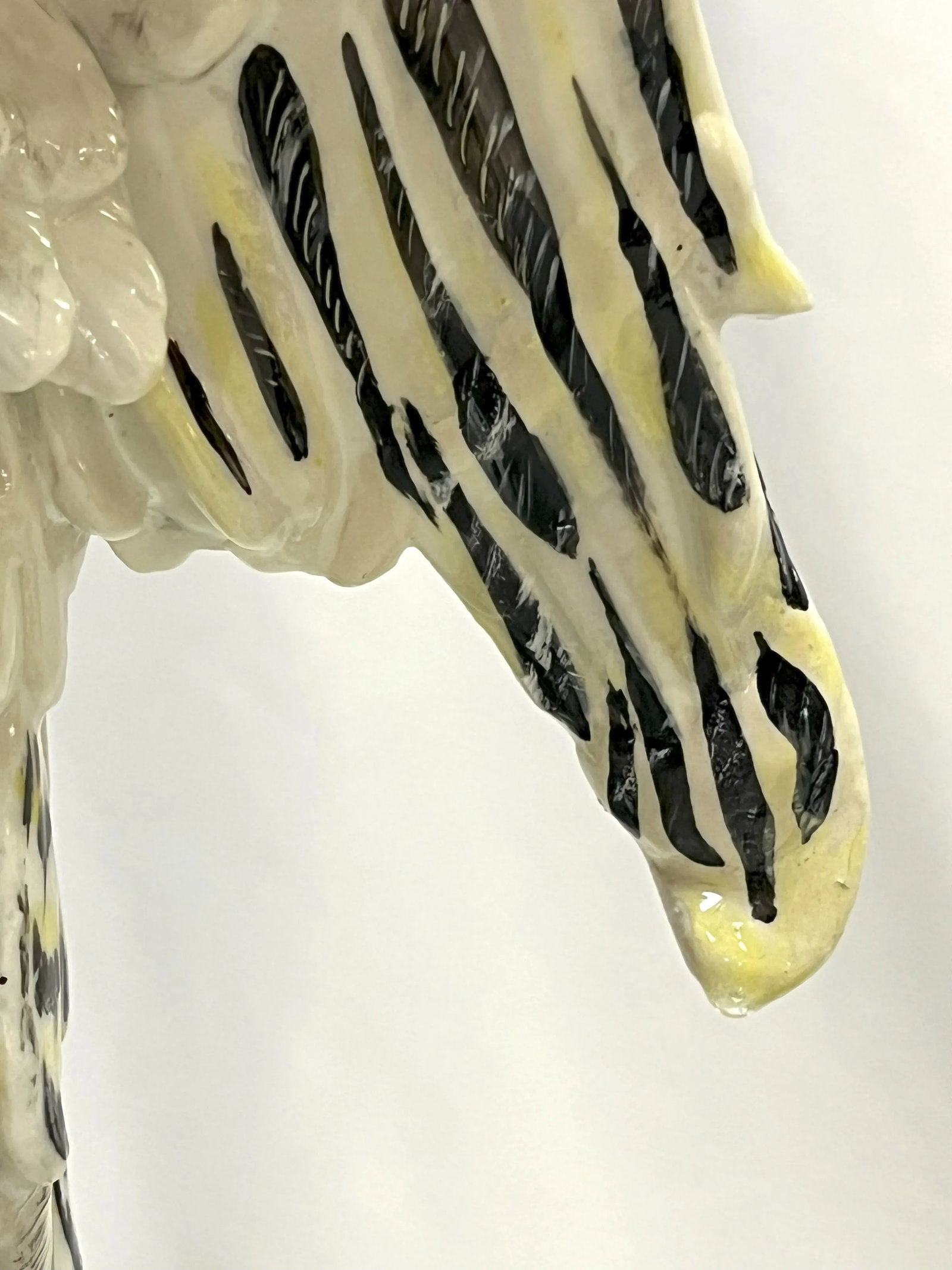 19th Century Chelsea Porcelain Coordinating Vulture Figures- a Pair - 12