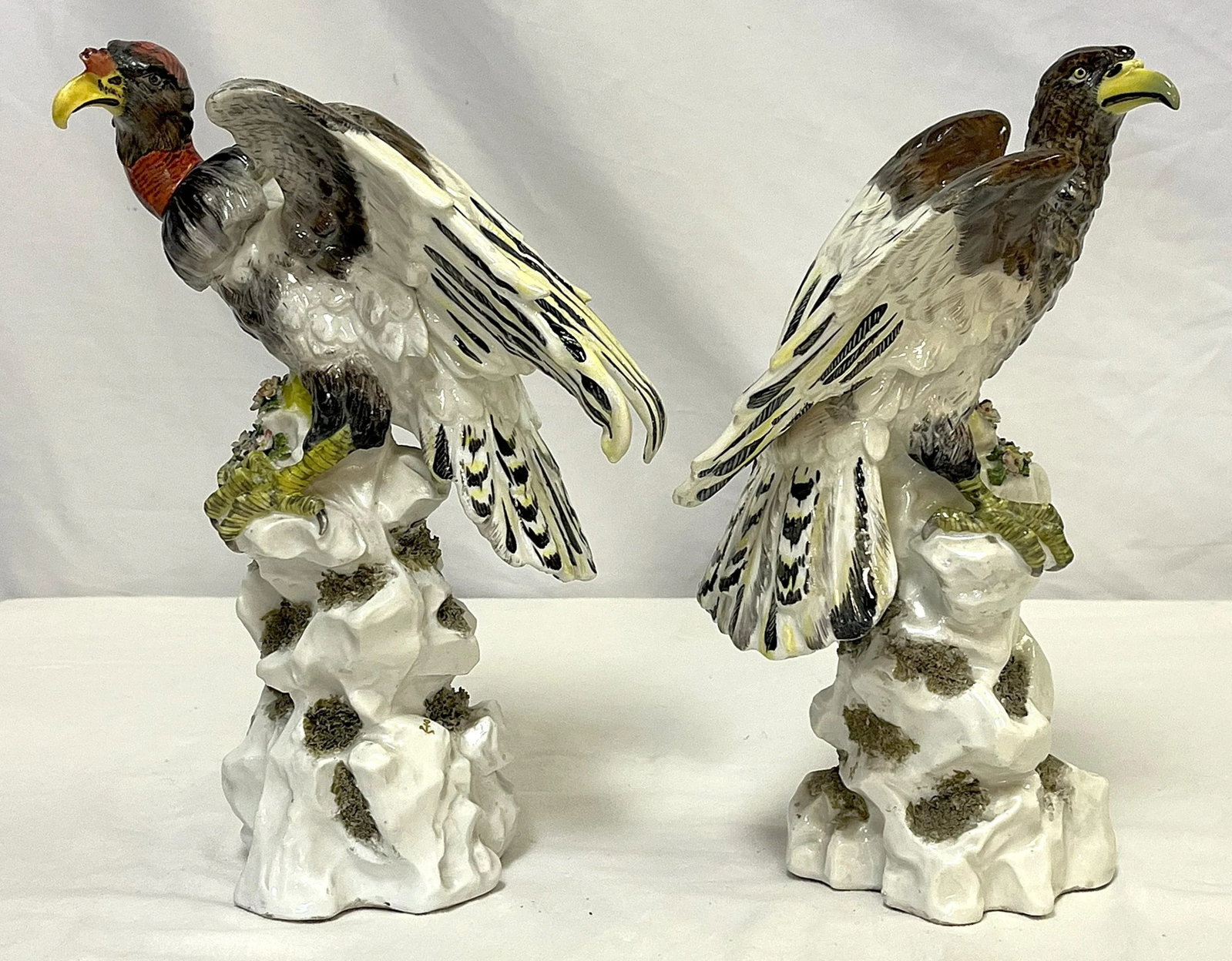 19th Century Chelsea Porcelain Coordinating Vulture Figures- a Pair - 2