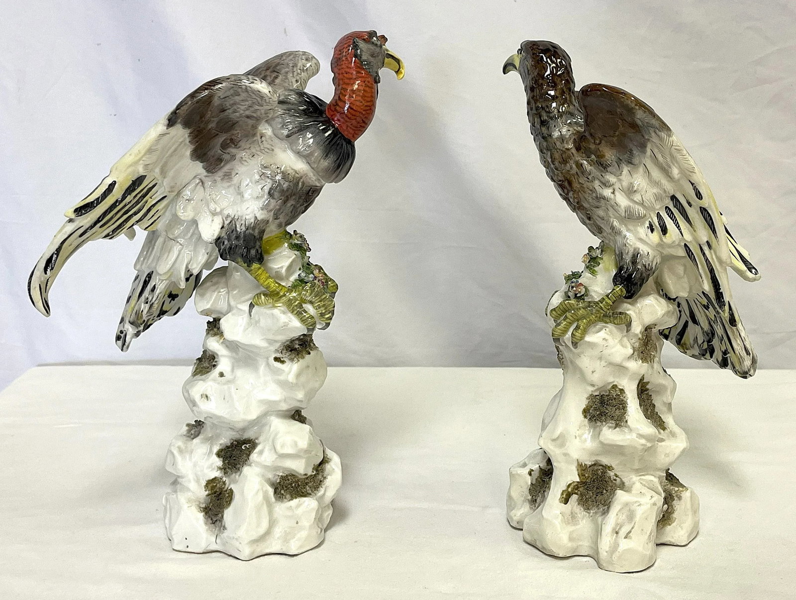 19th Century Chelsea Porcelain Coordinating Vulture Figures- a Pair - 3