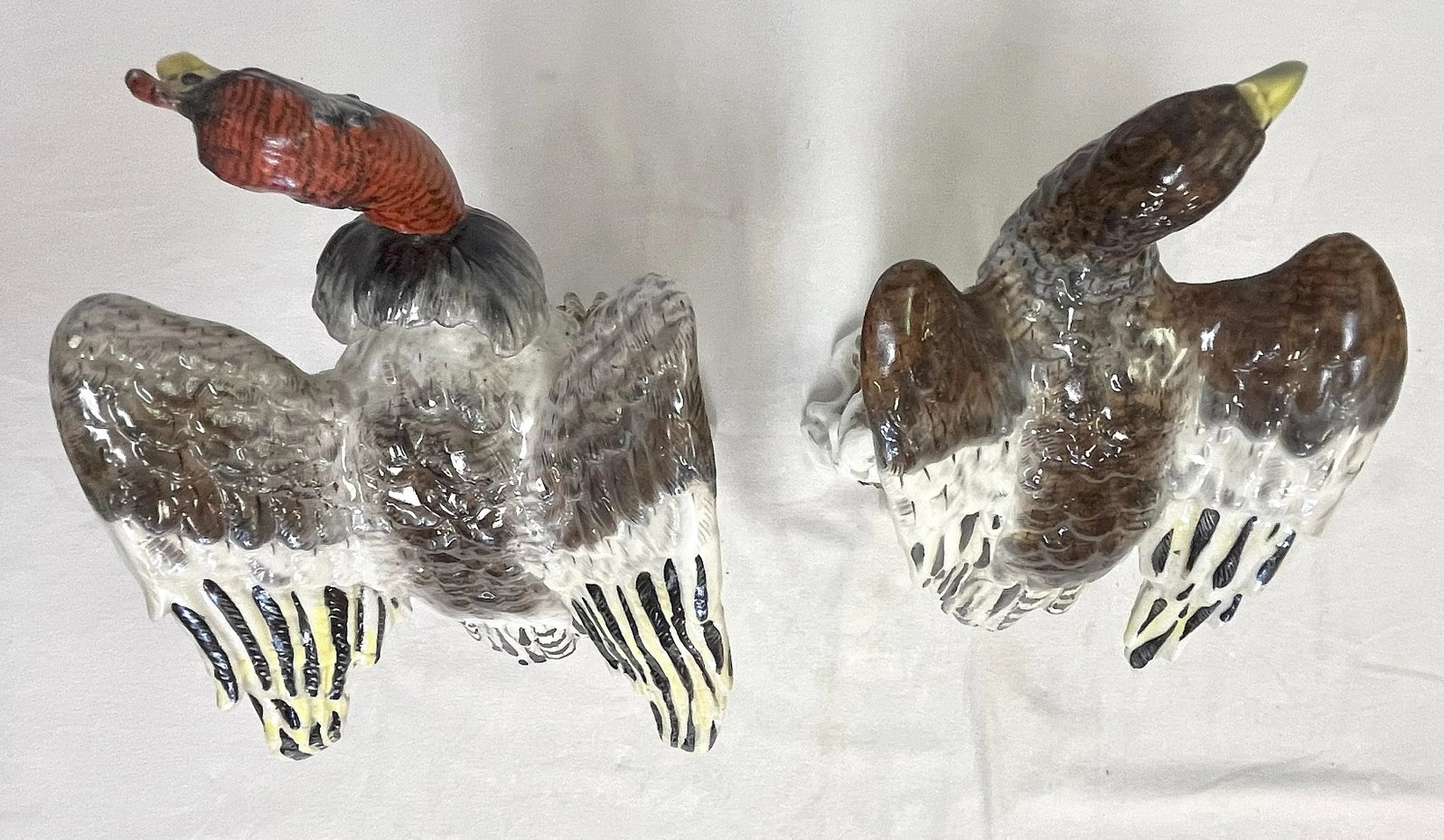 19th Century Chelsea Porcelain Coordinating Vulture Figures- a Pair - 4