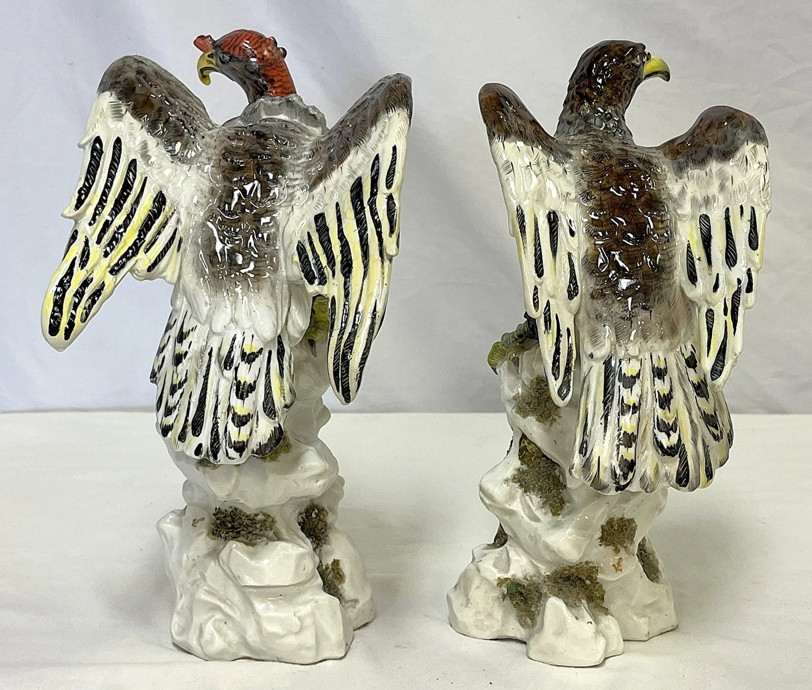 19th Century Chelsea Porcelain Coordinating Vulture Figures- a Pair - 5