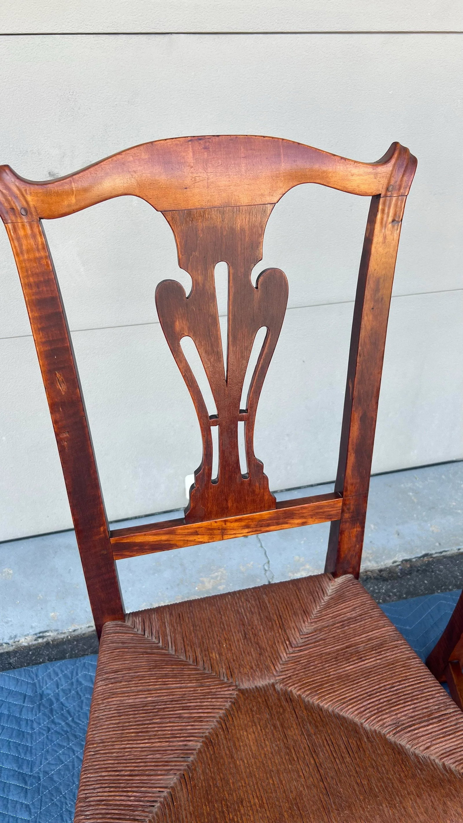 A Pair of New England Tiger Maple Chippendale Side Chairs With Rush Seats, Circa 1800 - 7