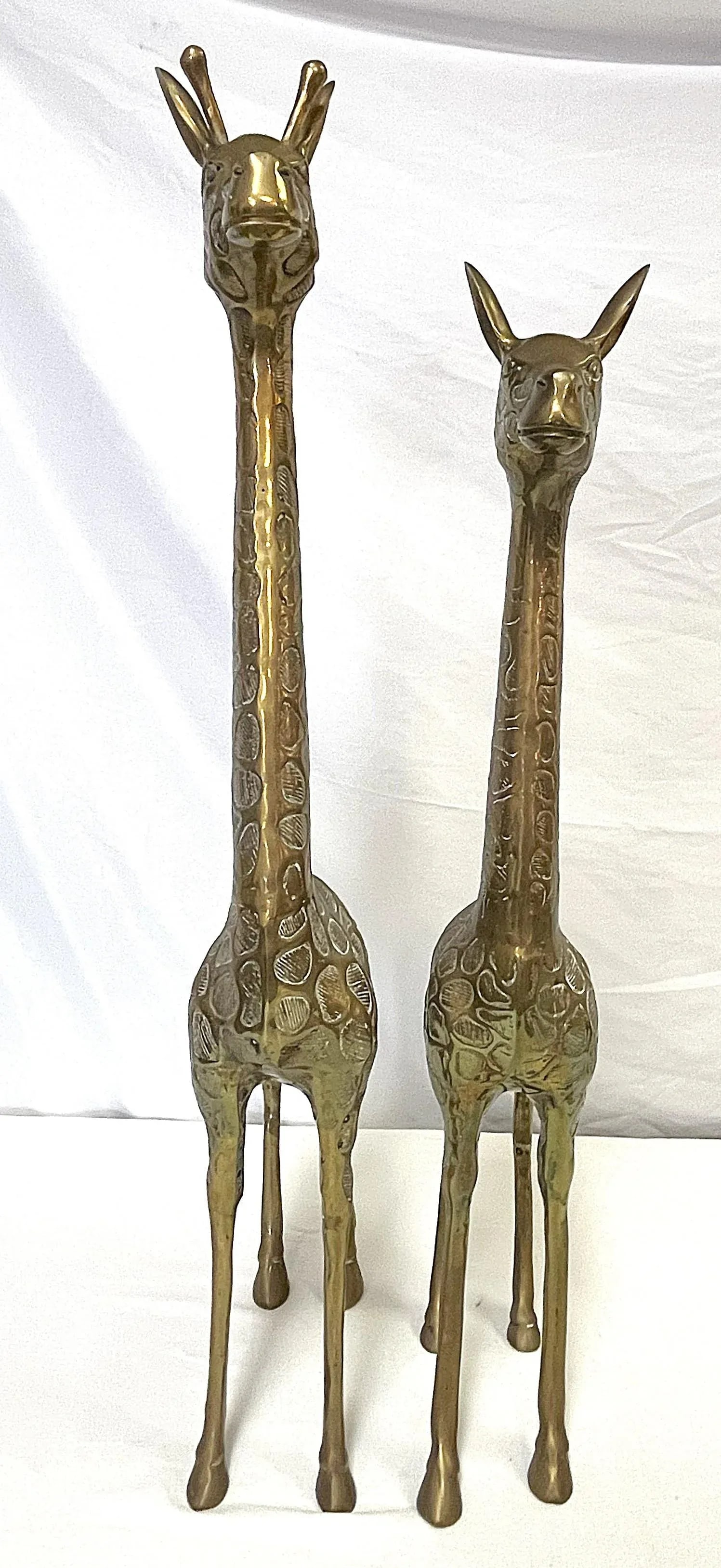 Vintage Hollywood Regency Heavy Brass Giraffe Sculptures Handcrafted in Korea- a Pair - 2