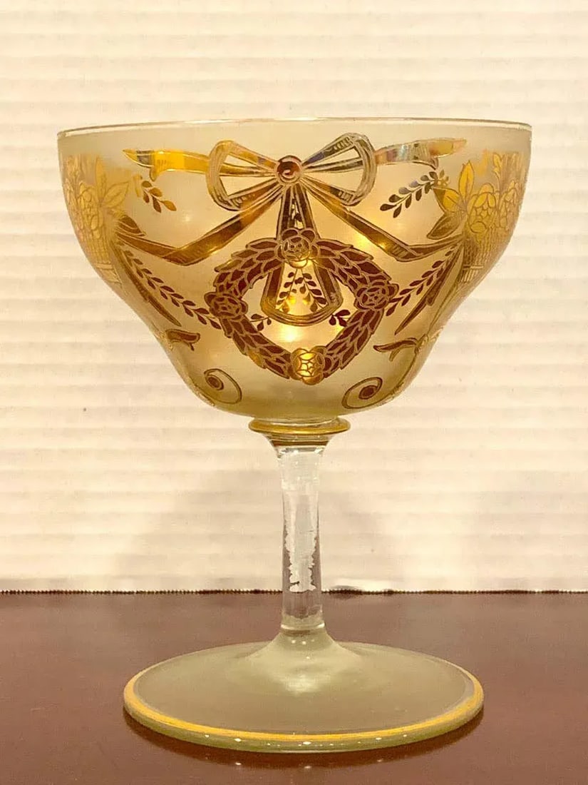 Early 20th Century Set of Six Gilt Enameled Frosted Grand Coupes/ Dessert or Seafood - 4