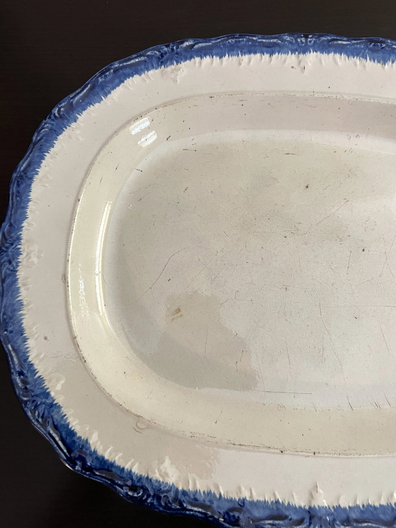 Antique Pearlware Blue Feather Edge Platter, Circa 1820's - 4