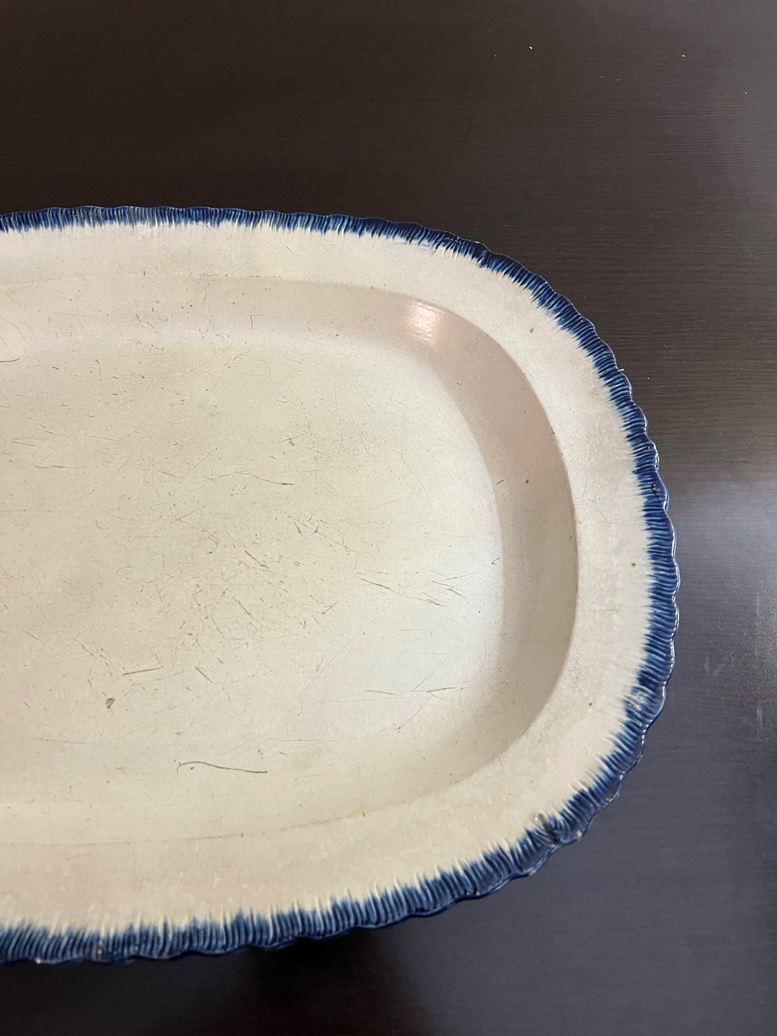 Antique Pearlware Blue Feather Edge Platter, Circa 1820's - 3