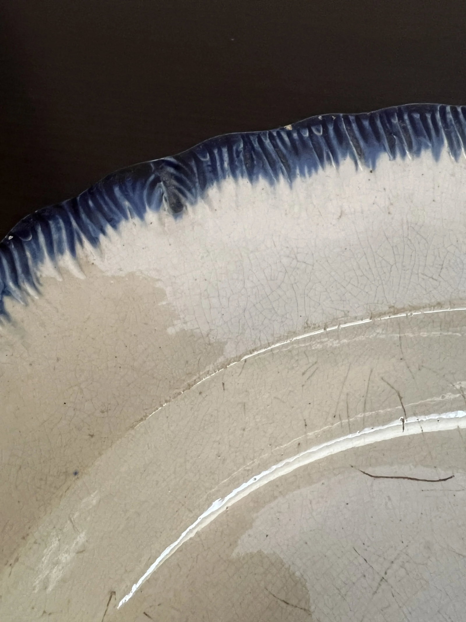 Antique Pearlware Blue Feather Edge Platter, Circa 1820's - 4