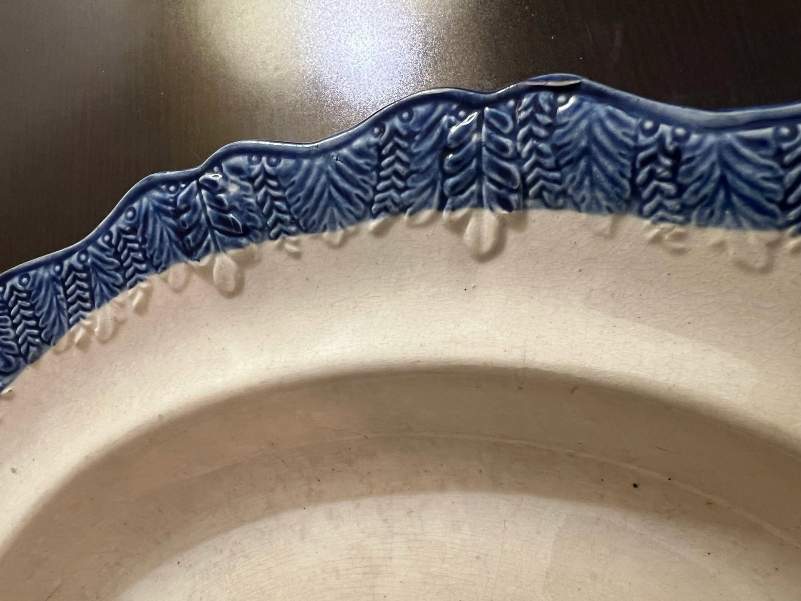 Antique Pearlware Blue Feather Edge Platter, Circa 1820's - 4
