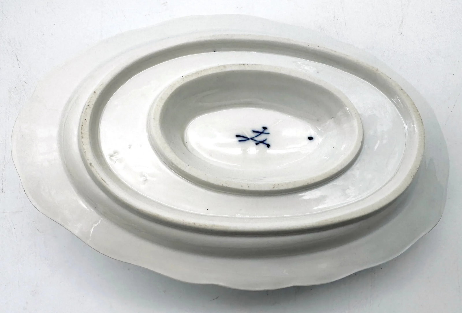 Meissen Blue Onion Handled Gravy Boat - 6